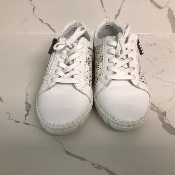 Roamers Austin Sneakers Women’s Euro 36 / US 6 White - Picture 11 of 11